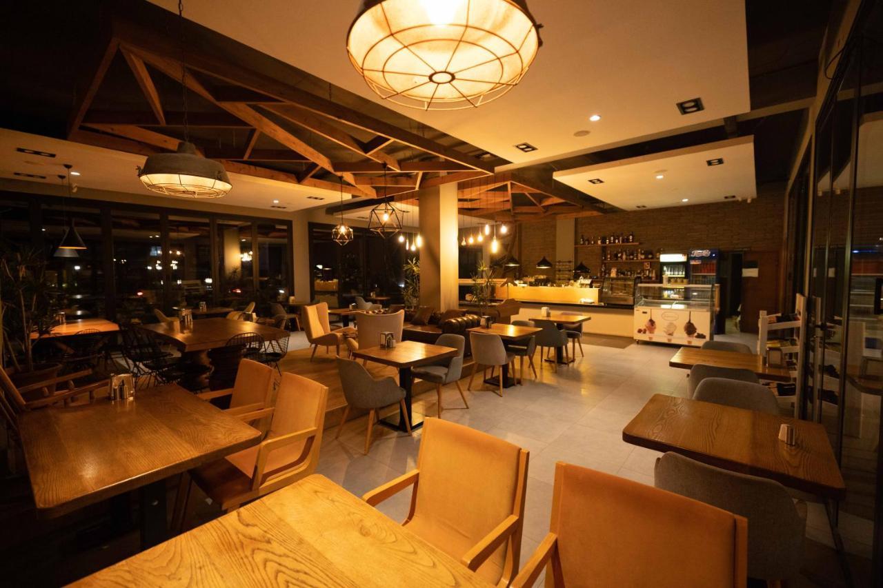 Palmonte Suites Hotel & Spa Καραβάς Εξωτερικό φωτογραφία